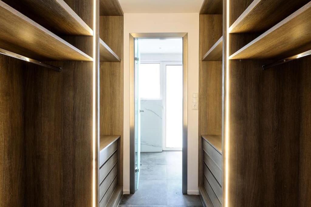 Blue Delta Apartment Palaio Faliro Атина Екстериор снимка