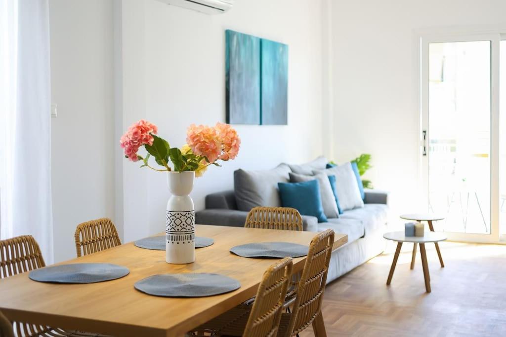Blue Delta Apartment Palaio Faliro Атина Екстериор снимка